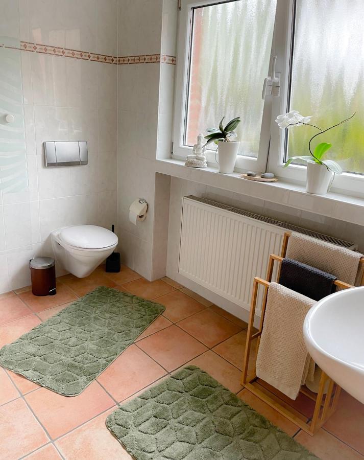 Modernes Appartement Im Gruenen - Stilvoll Und Komfortabel Кёльн Экстерьер фото