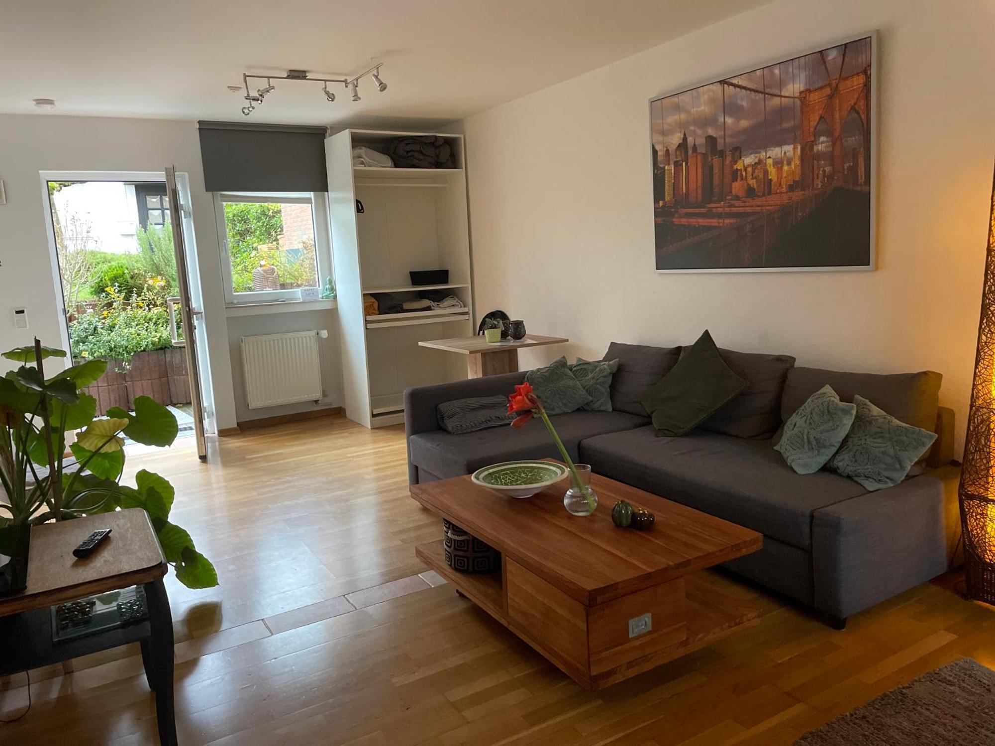 Modernes Appartement Im Gruenen - Stilvoll Und Komfortabel Кёльн Экстерьер фото